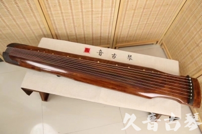 锡林郭勒盟●久音古琴  ●今日推荐 20240913 [断纹仲尼式]